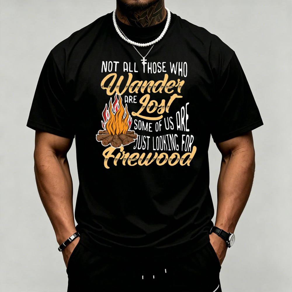 Outdoor Adventure Quotes - Kaos Pria Amping Campfire Graphic dengan